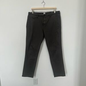 Men's GAP 34x30 Dark Gray Stretch Chino Pants